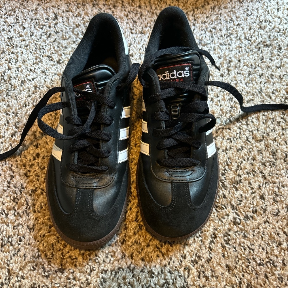 Adidas sambas